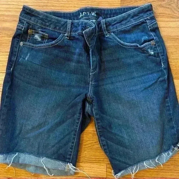 Apt. 9 denim shorts with embroidered belt - Picture 3 of 7